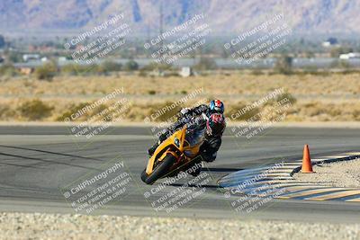 media/Jan-09-2022-SoCal Trackdays (Sun) [[2b1fec8404]]/Turn 11 (935am)/